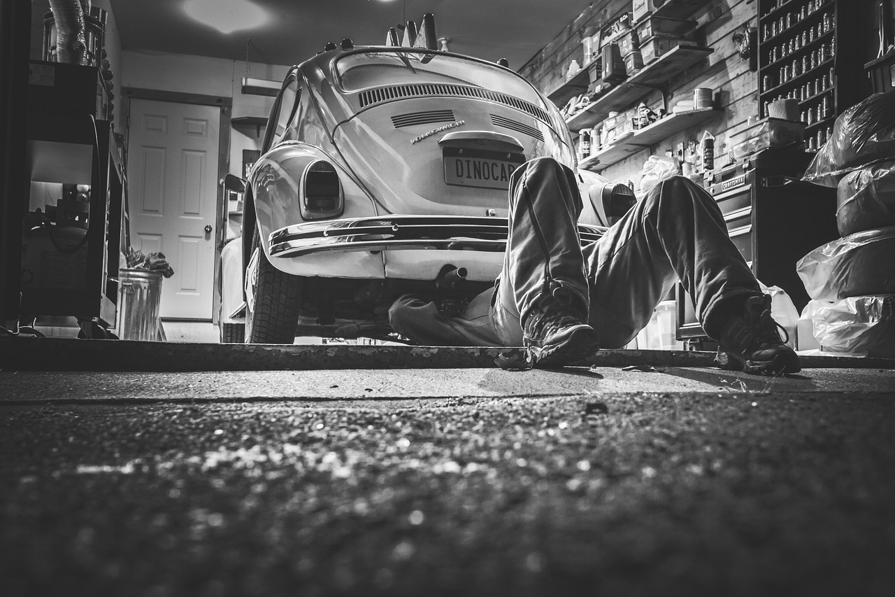 man, car, repair, car repair, car workshop, repair shop, repairs, garage, mechanic, car wallpapers, vw beetle, volkswagen, beetle, automotive, workshop, tools, supplies, monochrome, black and white, car, car, car, car, car, garage, mechanic, mechanic